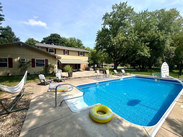 8852 Ridge Hill Drive, Indianapolis, IN 46217