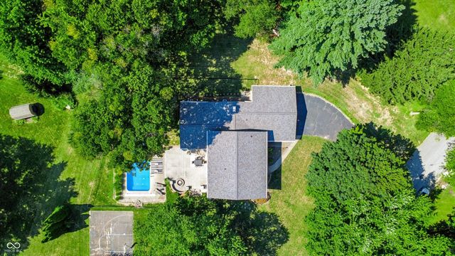 8852 Ridge Hill Drive, Indianapolis, IN 46217