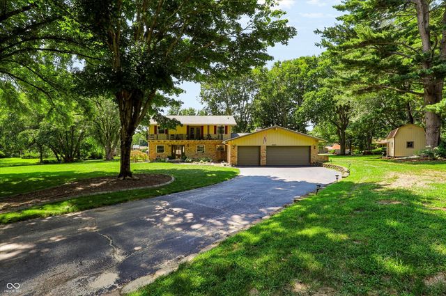 8852 Ridge Hill Drive, Indianapolis, IN 46217