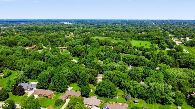 8852 Ridge Hill Drive, Indianapolis, IN 46217