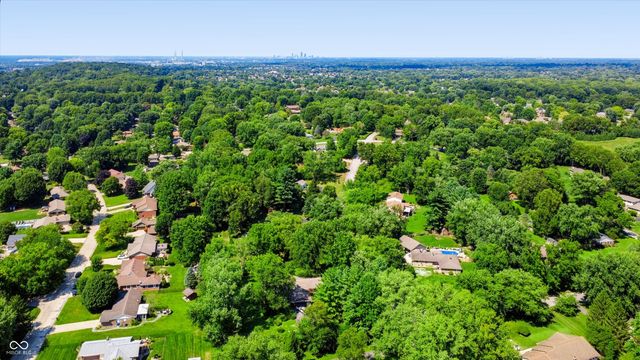 8852 Ridge Hill Drive, Indianapolis, IN 46217