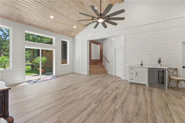 401 Tangle Drive, Tool, TX 75143