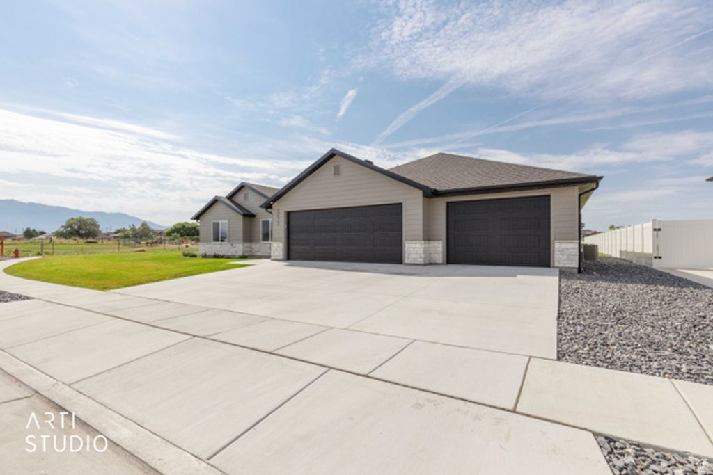 3673 W STANMORE DR, Taylor, UT 84401 — photo 2