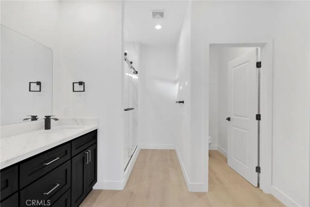 16443 Pine Street, Hesperia, CA 92345