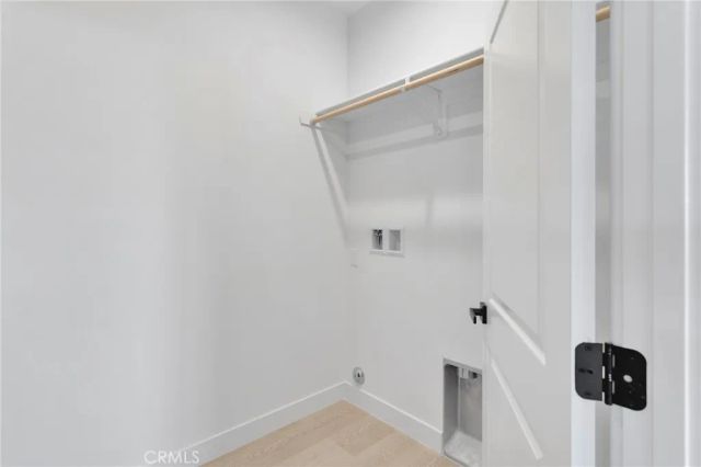 16443 Pine Street, Hesperia, CA 92345