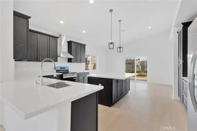 16443 Pine Street, Hesperia, CA 92345