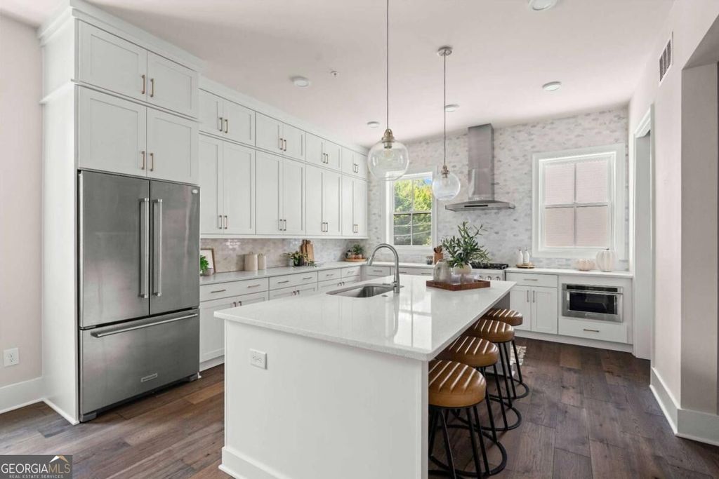 574 Boulevard Pl, Atlanta, GA 30308 — exterior