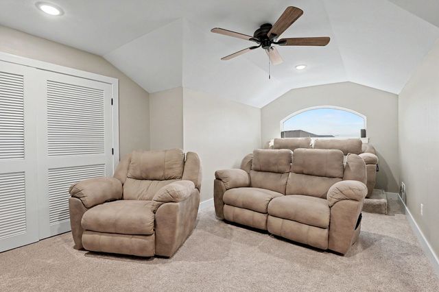 104 N Estes St, Garden Plain, KS 67050