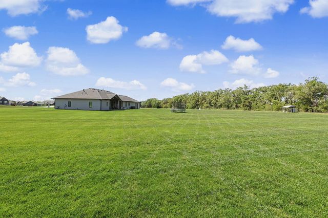 104 N Estes St, Garden Plain, KS 67050