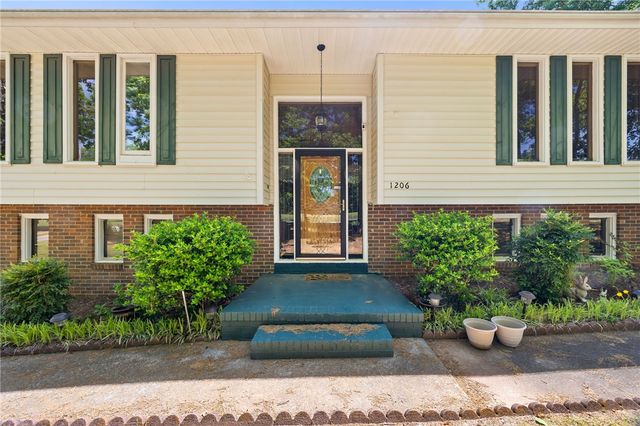 1206 Cely Road, Easley, SC 29642