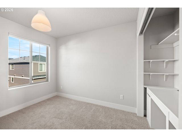 29055 Nw FAIR St, North Plains, OR 97133