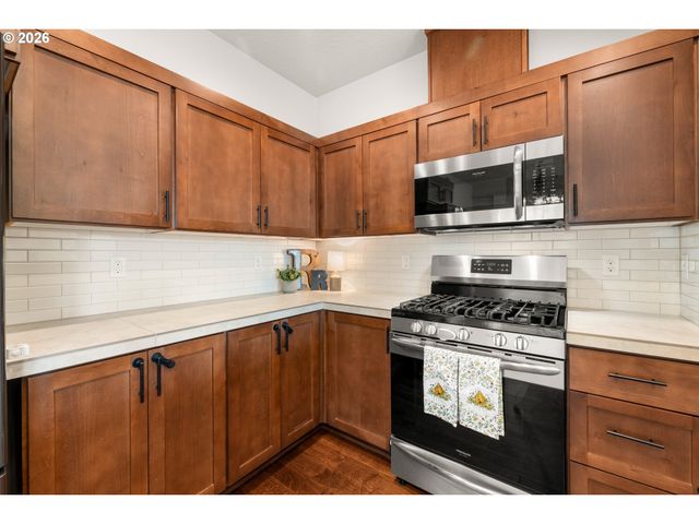 29055 Nw FAIR St, North Plains, OR 97133