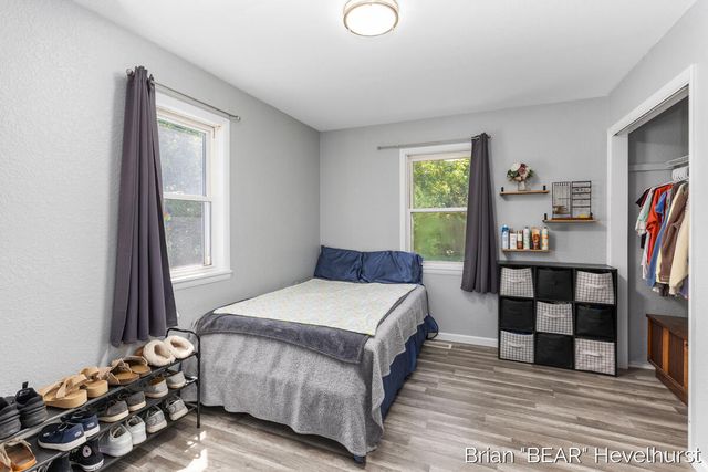 18249 8 Mile Road, Stanwood, MI 49346