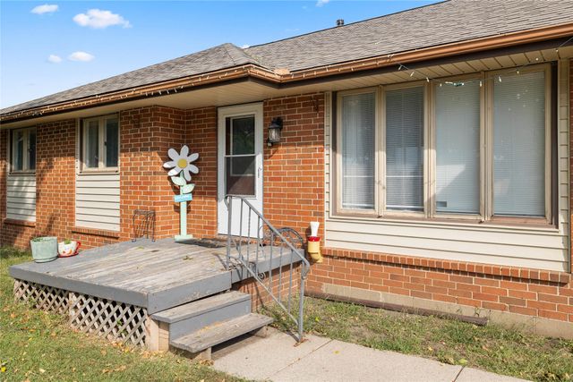 110 Lynwood Drive, Huxley, IA 50124