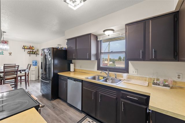 110 Lynwood Drive, Huxley, IA 50124