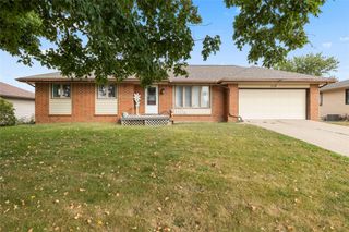 110 Lynwood Drive, Huxley, IA 50124