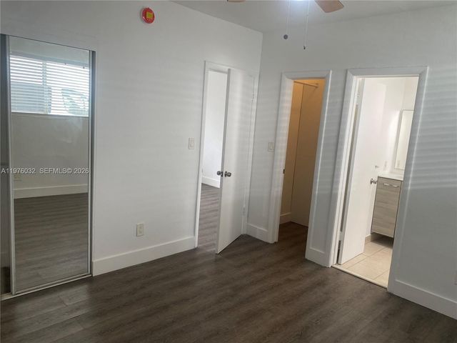 479 SW 3rd St 4, Miami, FL 33130