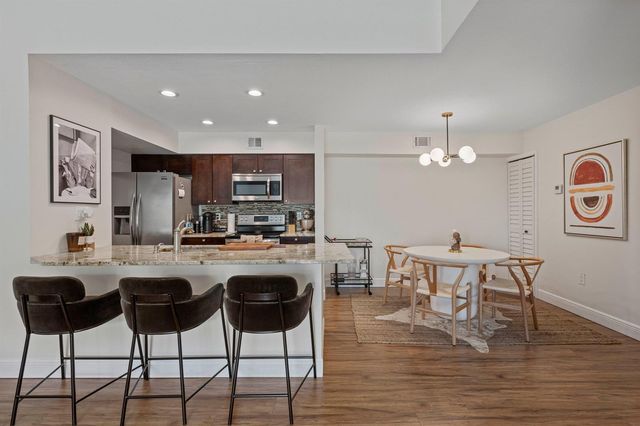1727 Village Boulevard 306, West Palm Beach, FL 33409