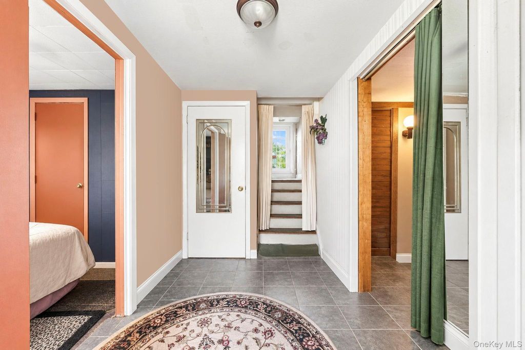 240 W 10th Street, Deer Park, NY 11729 — photo 3