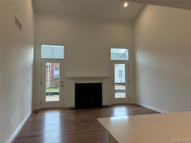 20803 Burn Drive, Macomb, MI 48044