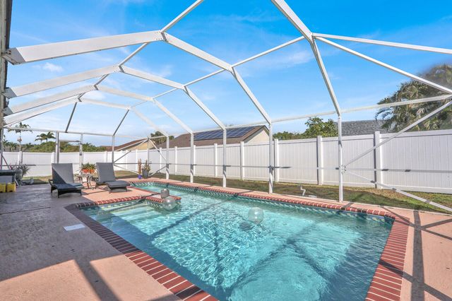 8781 Sand Lake Court, Lake Worth, FL 33467