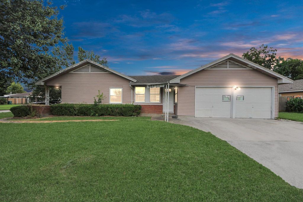 1802 Harding Street, Pasadena, TX 77502