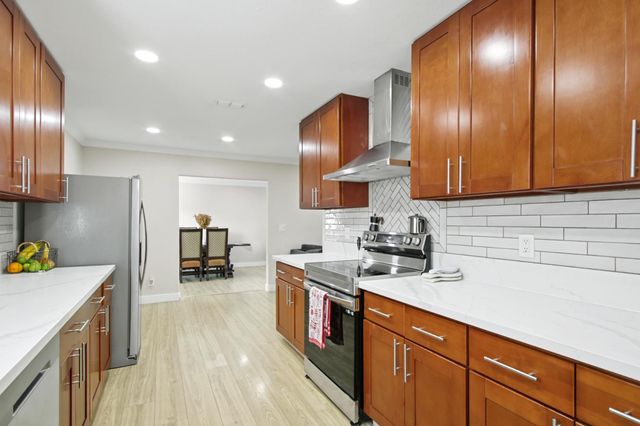 3548 Sunrise Pines Dr, Sacramento, CA 95827