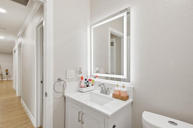 3548 Sunrise Pines Dr, Sacramento, CA 95827