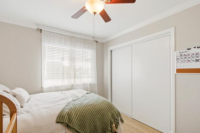 3548 Sunrise Pines Dr, Sacramento, CA 95827