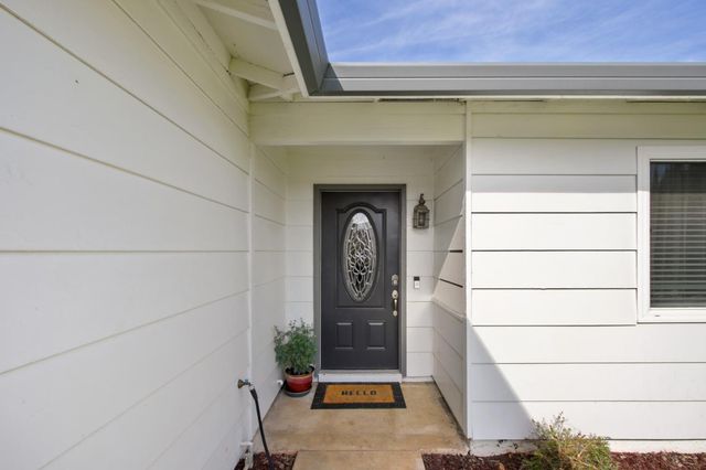 3548 Sunrise Pines Dr, Sacramento, CA 95827