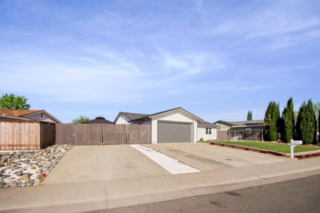 3548 Sunrise Pines Dr, Sacramento, CA 95827