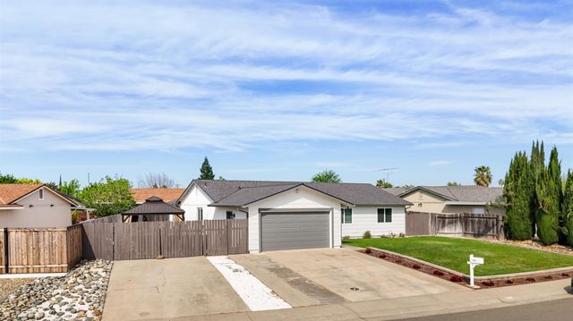 3548 Sunrise Pines Dr, Sacramento, CA 95827