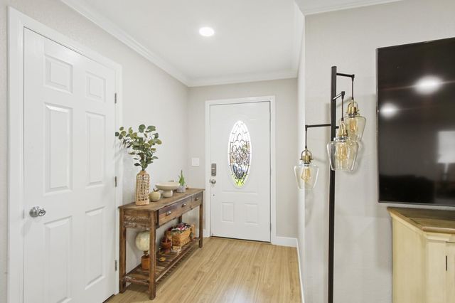 3548 Sunrise Pines Dr, Sacramento, CA 95827