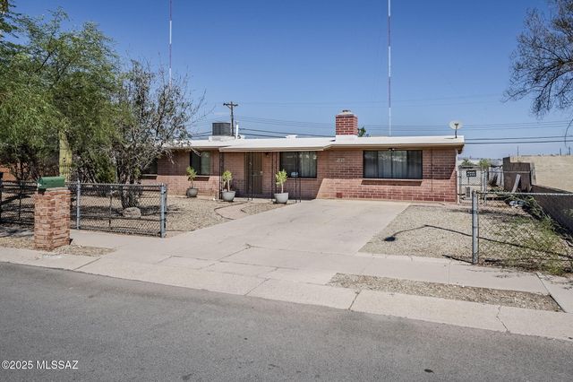 1930 W Waverly Street, Tucson, AZ 85745