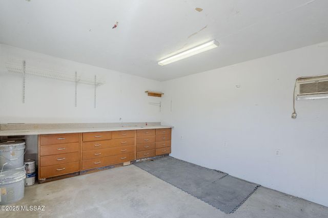 1930 W Waverly Street, Tucson, AZ 85745