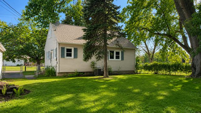 6032 Upper Afton Road, Woodbury, MN 55125