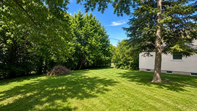 6032 Upper Afton Road, Woodbury, MN 55125
