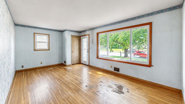 6032 Upper Afton Road, Woodbury, MN 55125