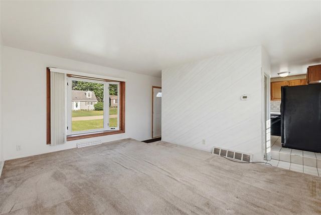 343 Brandywyne Drive, Comstock Park, MI 49321