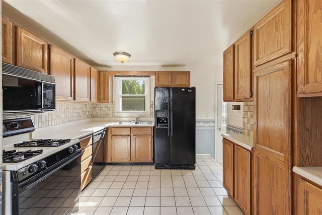 343 Brandywyne Drive, Comstock Park, MI 49321