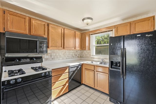 343 Brandywyne Drive, Comstock Park, MI 49321