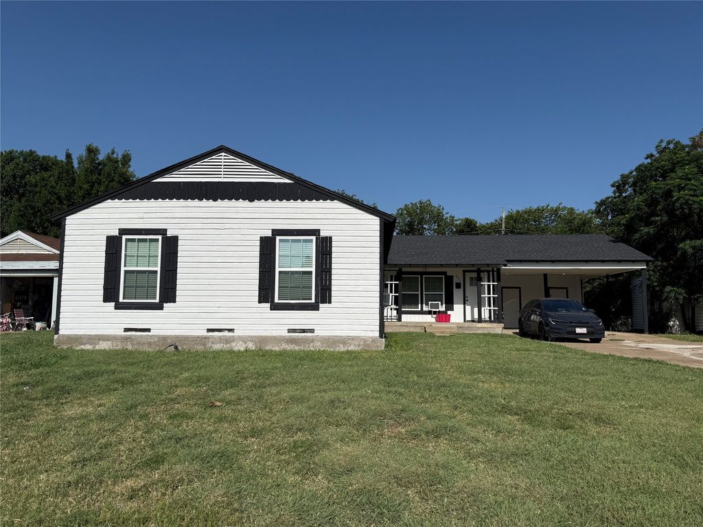 205 22nd Street, Grand Prairie, TX 75050