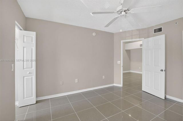 2496 Centergate Dr 301, Miramar, FL 33025