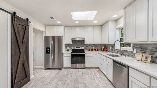 8851 Rebecca Creek Rd, Spring Branch, TX 78070