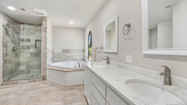 8851 Rebecca Creek Rd, Spring Branch, TX 78070