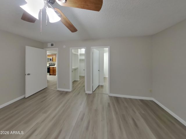 5512 W BOCA RATON Road, Glendale, AZ 85306