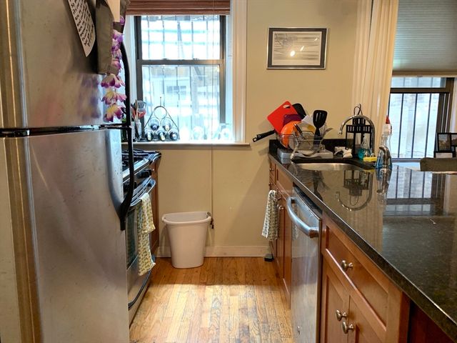51 Park Dr B1, Boston, MA 02215