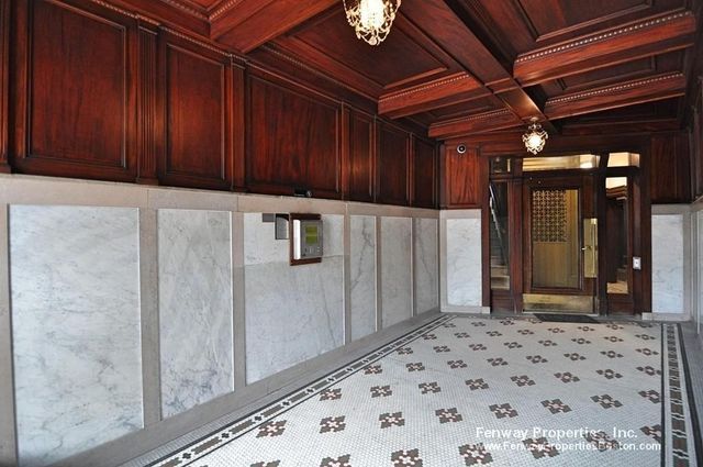 51 Park Dr B1, Boston, MA 02215