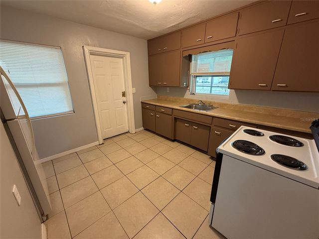 1480 KATHLEEN ROAD, Lakeland, FL 33805