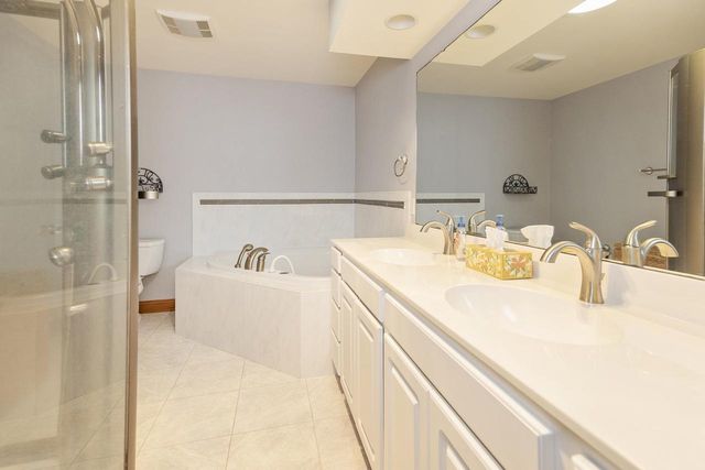 1235 W Sherman Avenue, Fort Atkinson, WI 53538